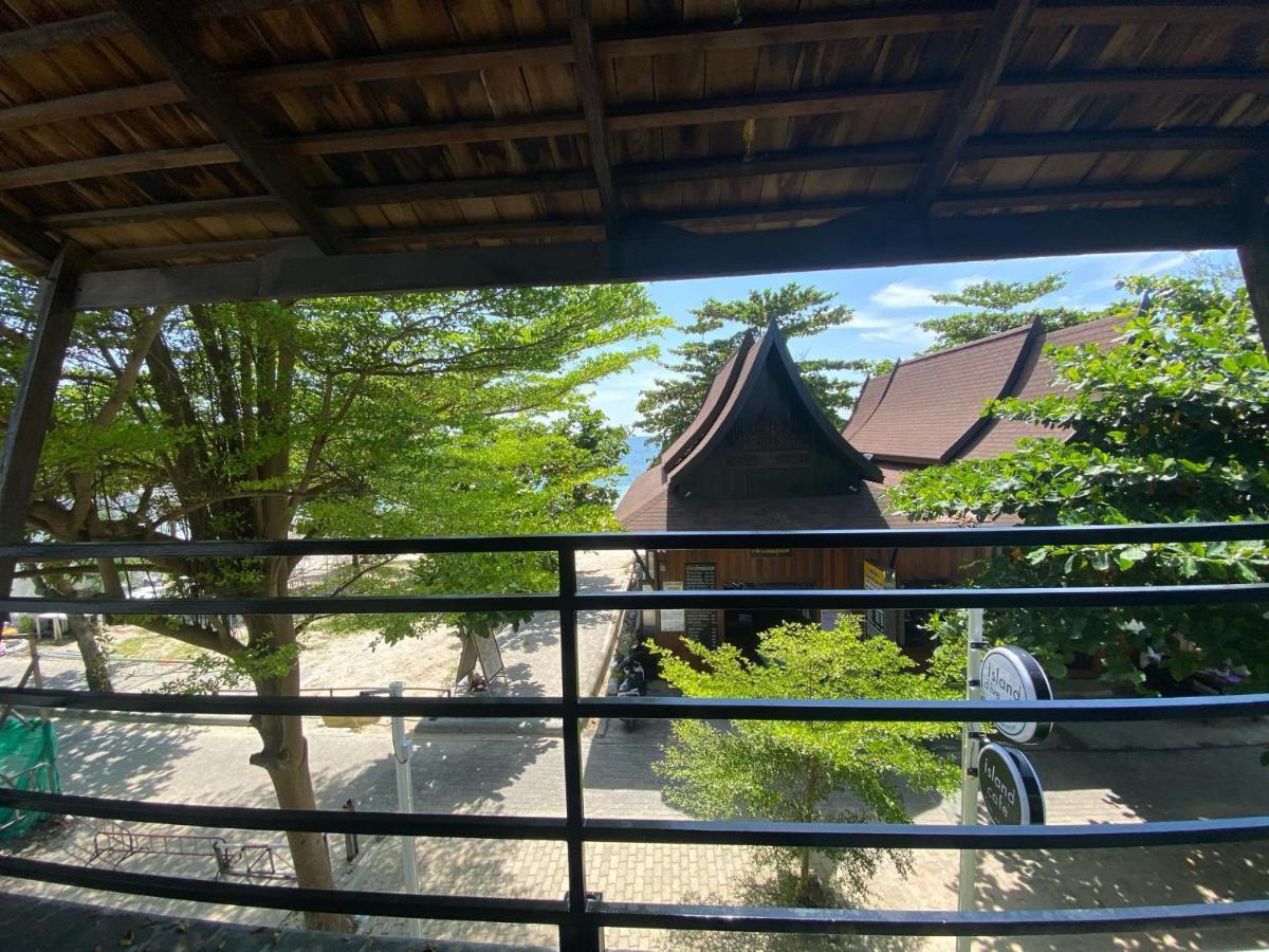 Island Dive Club Hotel Ko Tao Exterior photo